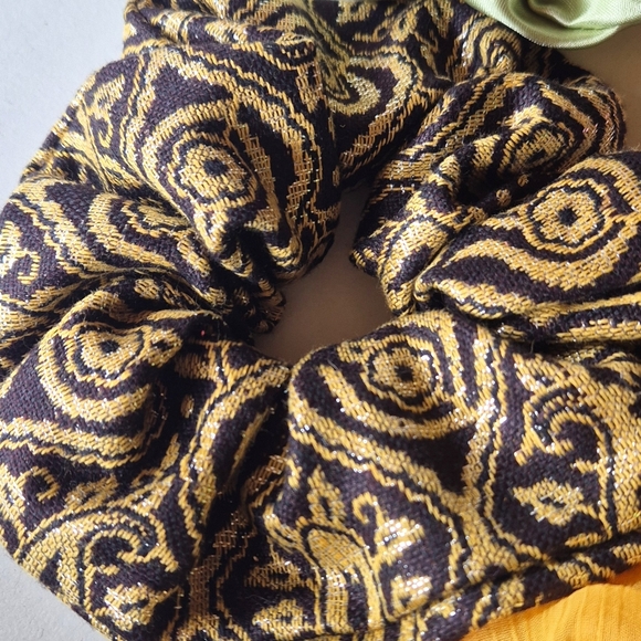 Spring Summer 6pc Scrunchie Set - Picture 6 of 7